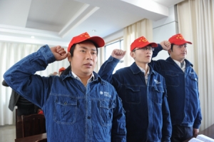 舞阳供电青年参加防震减灾签字活动