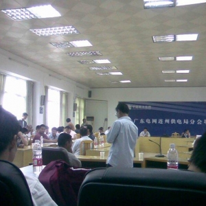 广东电网公司清远连州供电局农电工爆发怒火