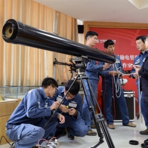 中国南方电网的专用清理神器“激光大炮”走红