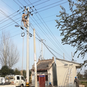凤翔县供电分公司全力以赴力保学校医院如期供暖