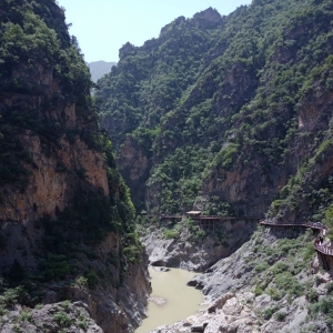 泾河大峡谷